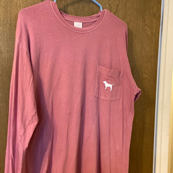 Victoria’s Secret Pink tee. - Picture 1 of 3